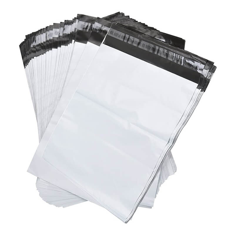 White Mailing Bags from Pack Solution